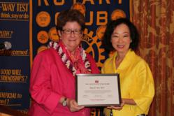 Penelope Paik, AICI Civility Co-Chair honors Nancy E. Pace, M.D. with Civility Award